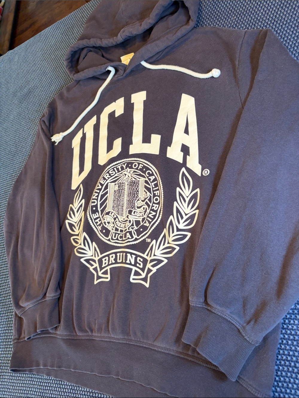 Women’s UCLA Bruins Navy Hoodie pullover Sweatshirt H&M size S